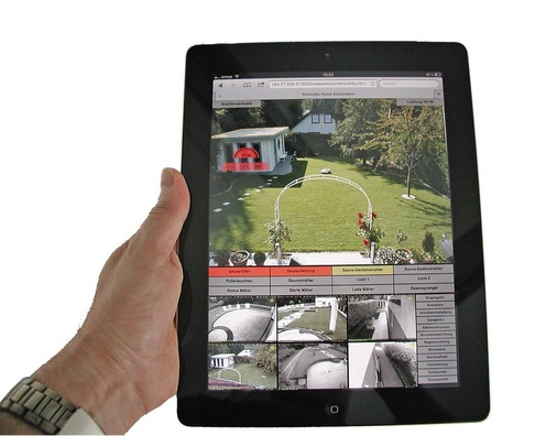 Abb. 4 Visualisierung der Hausautomation für den hinteren Gartenbereich auf einem iPad. - © W&T
