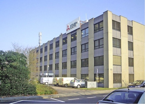 Abb. 2 Neues Bürogebäude in Ratingen, deutlicher Personalzuwachs und steigende Umsätze: ­Mitsubishi Electric bewertet das erste Halbjahr 2012 sehr positiv.