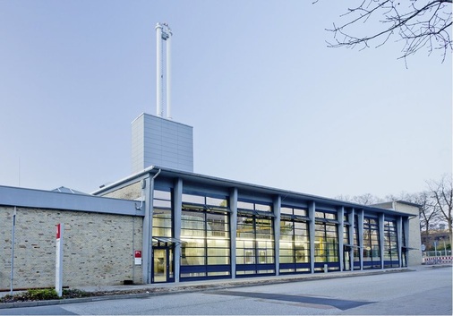 Abb. 10 Heizzentrale auf der Lufthansa-Basis Hamburg. Contracting-Modelle wie das Energiespar-Contracting müssen neu auf die Energiewende ­ausgerichtet werden, insbesondere der ­Ein- und Verkauf von Strom.