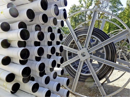 Abb. 12 Die bisherigen Smart-Grid-Pilot­projekte reichen nicht aus, um Modelle zum Geldverdienen zu entwickeln. Glasfaserkabel für das schnelle Internet in München.