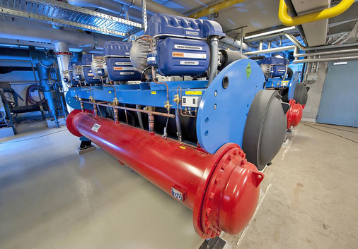 Abb. 2 Quantum-Kältemaschinen: Cofely ­Refrigeration ist einer der ersten Anbieter von Smart-Gridfähigen Flüssigkeitskühlsätzen. Die Reak­tion der Fachöffentlichkeit auf die Pressemeldung war bisher eher verhalten. Das größte Interesse zeigen die Betreiber von Rechenzentren, so das Unternehmen.