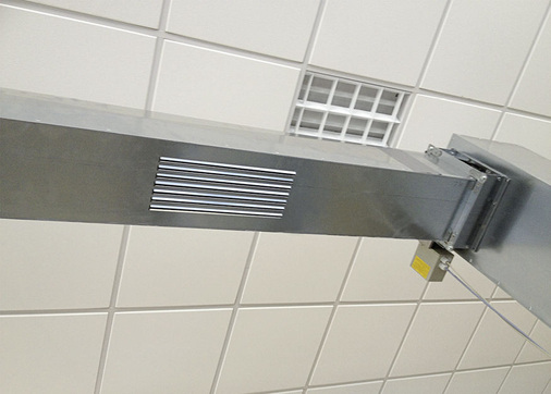 Abb. 15 Zuluftgitter mit Strangregelklappe des Versuchsaufbaus.