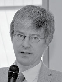 » Die Eisbrei-Wärmepumpe ist energetisch und wirtschaftlich ­interessant.« A Prof. Dr.-Ing. habil. Michael Kauffeld, Hochschule Karlsruhe