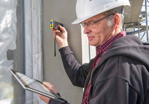 Abb. 9 Die kabellose Übertragung der Messdaten spart Zeit und beugt Eingabefehlern vor.