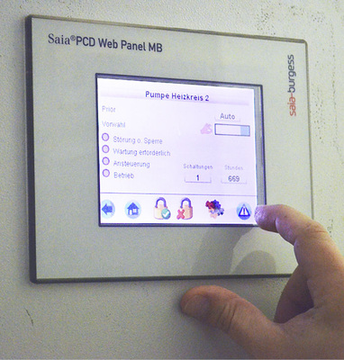 Abb. 5 Web-Panels erlauben den Zugriff auf die GLT, die ohne PC-Technik auskommt.