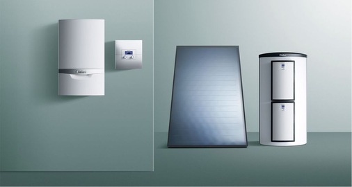 Abb. 4 Ein Heizungssystem mit Gas-Brennwertheizkessel, Warmwasserspeicher, Solarkollektoren und Regelung muss künftig durch den Fachhandwerker ein gemeinsames Packet-Label erhalten, das dieser erstellen und in sein Angebot integrieren muss. - © Vaillant
