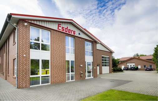 Abb. 9 Die Firma Esders aus Haselünne beschäftigt sich seit 1989 mit der Entwicklung von Messgeräten, ­Software und Systemlösungen für den Gas-, Wasser- und Abwasserbereich. Für die KWKK-Anlage hat das Unternehmen ein eigenes Tool programmiert, in dem alle relevanten Informationen am PC abrufbar sind.