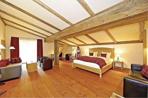 Abb. 4 Im Sporthotel Achental warten über 200 Zimmer auf naturbegeisterte Urlauber.