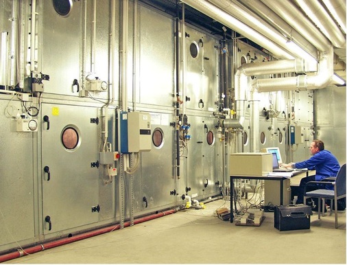 Abb. 2 Bereits mit der Optimierung des Bestands durch den Austausch von Komponenten und der Implementierung energiesparender Regelungsalgorithmen lassen sich die Betriebskosten deutlich senken.