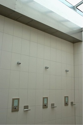 Abb. 5 Elektronische Dusch-Armaturen Linus D-E-T Eco.