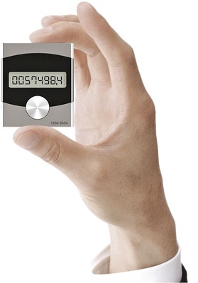 Abb. 2 EnergyCam: Clip-On-Meter-Reader zum Auslesen mechanischer Zähler, ohne ihr Rollenzählwerk zu verdecken.