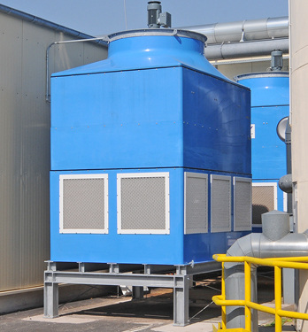 



4
 Nasskühltürme zur Rückkühlung für die beiden Absorptionskälteanlagen. 
