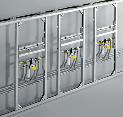 



3
 Wenn zum Schutz vor Verkeimung durchgeschliffene Reiheninstallationen händisch gespült werden müssen, ist zuvor der Rohrinhalt zu bestimmen, um daraus die notwendige Spüldauer abzuleiten. 
