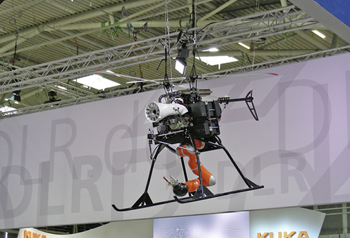 



3
 Drohnen können durch die Befliegung von Stadtgebieten wichtige Daten über die Eignung für spezielle Energiesysteme liefern, zum Beispiel für die Erschließung mit Fernwärme oder die Eignung der Dächer für PV-Anlagen. 
