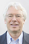 
Klaus Heikrodt: „Ohne TGA-Planer wird eine erfolgreiche Bauantragstellung bald unmöglich. Nur in enger Zusammenarbeit zwischen Architekt und TGA-Planer ist die energetische Auslegung der Bauphysik und Anlagentechnik auf einen gemeinsamen wirtschaftlichen Nenner zu bringen.“ 
