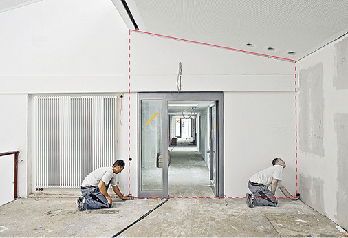 



4
 … und insbesondere auch Höhen geht, sind Laser-Distanzmesser unschlagbar. 
