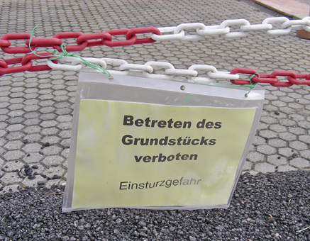 



8
 Unzureichend verfüllte Erdwärmesonden verschlechtern die JAZ der Wärmepumpe, wirken womöglich als Zeitbombe und mindern den Wert der betroffenen Immobilien und Grundstücke.
