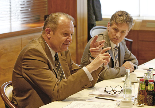 



Wolfgang Burchard: Man kann einen Nutzer nicht erfolgreich zwingen, an jeder Entnahmestelle die für den Erhalt der Trinkwasserhygiene erforderliche Wassermenge zu zapfen. 
