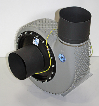 
7 Erdungskabel an elektrisch ableitfähigem Kunststoffventilator vom Typ HFR. 



