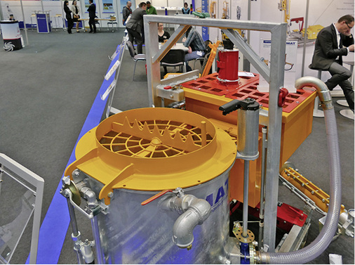 



5
 MAT-Injektionsanlage zur Verfüllung von Geothermie-Bohrungen für Erdwärmesonden. In Verbindung mit dem MAT-Datenlogger Matlog-PMP können sowohl der Verpressdruck an der Injektionspumpe als auch der Mengendurchsatz und die Dichte des Verpressmediums kontinuierlich erfasst werden.
