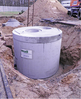 



5
 Unterirdisch eingebauter Substratfilter ViaPlus für die Entwässerung von Parkplatzflächen bei febi bilstein.
