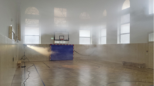 


7
 Rauchtest 1: Ohne Climotion entsteht oberhalb der Aufenthaltszone eine Luftschichtung. 
