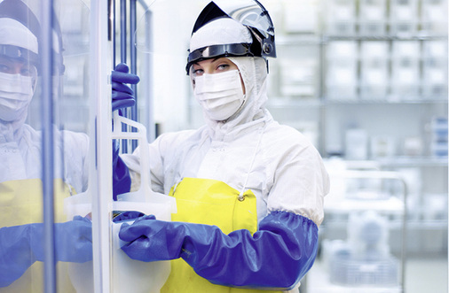 



2
 Anwendungen, die einen schnellen Hochlauf der eingesetzten Ventilatoren erfordern, sind Personenschleusen, z. B. vor Reinräumen in der Elektronikfertigung … 
