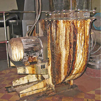 



3
 Ein verölter Ventilator bildet eine gefährliche Brandlast. 
