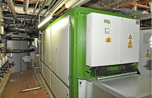 <p>
</p>

<p>
<span class="GVAbbildungszahl">3</span>
 … einem ergänzten BHKW von 2G Energy mit 253 kW thermischer sowie 220 kW elektrischer Leistung …
</p> - © Remeha GmbH, Emsdetten

