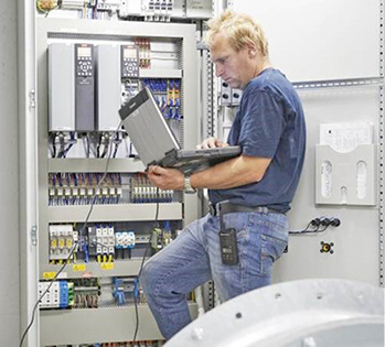 
8
 Elektronische DDA lassen sich exakt auf die Strömungsverhältnisse im Objekt anpassen.



