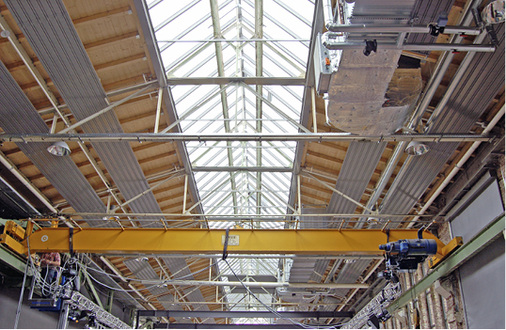 
5
 Auf dem Steinmüllergelände in Gummersbach wird eine alte Werkhalle als Kultur- und Veranstaltungszentrum genutzt. 



