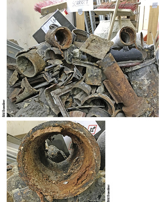 
3
 Gebrauchte Abwasserleitungen innerhalb von Gebäuden nach einem Austausch. 
