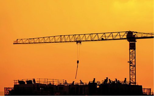 


3
 Mit mehreren Maßnahmen sollen der Wohnungsbau und die energetische Gebäudesanierung angekurbelt werden. Man darf gespannt sein, ob der Fachkräftemangel zusätzliches Wachstum zulässt. 
