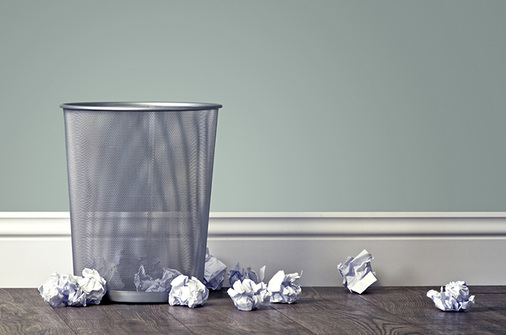 


4
 Nicht alle Wünsche der Branche haben es in den Koalitionsvertrag geschafft und auch Vorhaben der bisherigen Koalition wurden beerdigt. Dafür wird ein neuer Anlauf für die steuerliche Förderung der energetischen Gebäudesanierung gewagt. 2013 war er in letzter Minute dem Rotstift zum Opfer gefallen. 
