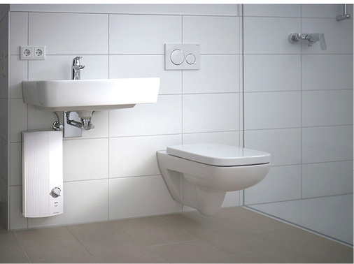 



2
 Um die Vorteile von Durchlauferhitzern bestmöglich zu nutzen, gilt es, lange Wege zu vermeiden. Die elektronischen Durchlauf-erhitzer DDLE Basis wurden deshalb in der Nähe der Waschtischarmatur oder der Dusche platziert. 
