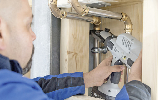 
6
 Über 3 km Edelstahlrohre mit Sanpress-Pressverbindern aus Rotguss wurden in der Apassionata World installiert. 



