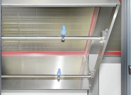 



4
 Platten-Wärmeübertrager mit Hybridbefeuchtungs-System TwinXPlate mit Hydroplus by Howatherm. 
