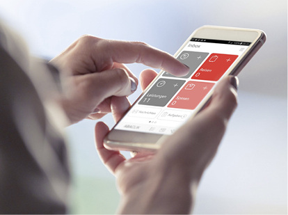 



8
 Immer wichtiger werden Mobilfunktionen, etwa um Arbeitszeiten oder Reisekosten unterwegs erfassen zu können. 
