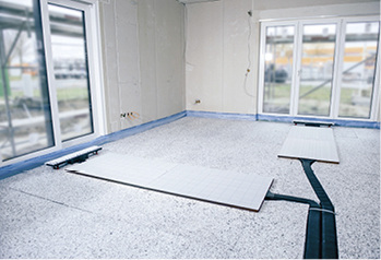 



6
 Die Bodenpaneele werden unmittelbar vor den Luftauslässen installiert und lassen sich für einen höheren Komfort in Reihe schalten. 
