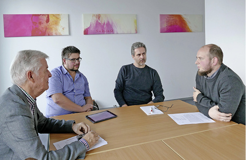 



4
 Wichtige Impulse für PCM-Lösungen werden von der Netzdienlichkeit, der Sektorkopplung und von Quartierslösungen ausgehen. Aber erst durch den Einstieg von Multiplikatoren, beispielsweise Fertighausherstellern, dürfte der Markt an Fahrt aufnehmen. 
