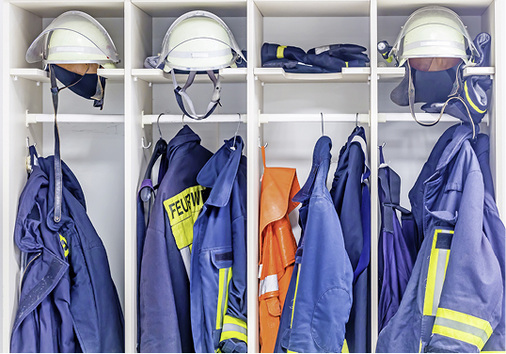 



3
 Ein Argument für den Einbau von Hauslöschanlagen ist auch die abnehmende Verfügbarkeit einsatzbereiter Freiwilliger Feuerwehren. 
