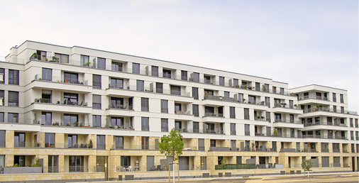 



2
 Vis-à-vis des Zwingers und der Semperoper – die neuen Wohnkomplexe am Herzogin Garten Dresden. 

