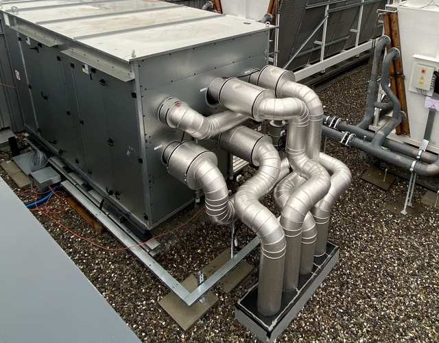 Wärmepumpen-Typ SIMATRON WP550SW bei der Simaka Energie- und Umwelttechnik GmbH