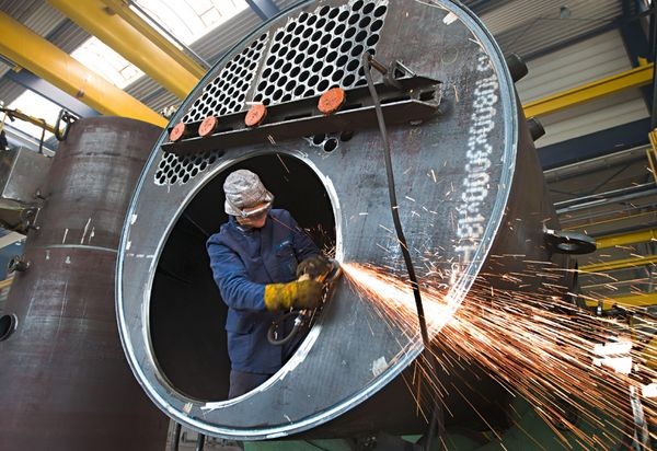 Die Modernisierung größerer Kesselanlagen könnte die CO2-Emissionen erheblich reduzieren. - Bosch Thermotechnik