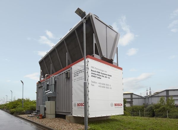Seit Ende Mai läuft bei der Rhein-Main Deponie GmbH in Flörsheim-Wicker eine ORC-Anlage als Pilotanlage mit einer elektrischen Nennleistung von 65 kW und einem Wärme-Wirkungsgrad von 13 %. - Bosch Thermotechnik