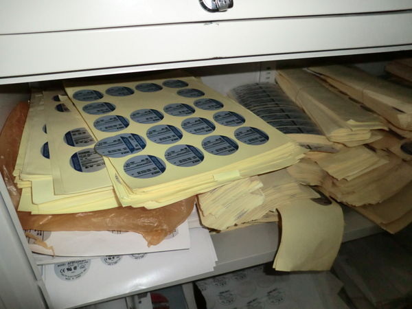 Gefälschte ebm-papst Markenlabel. - ebm-papst