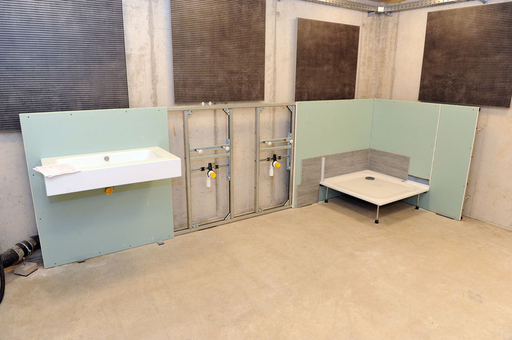 Waschtische im Schalllabor. - Bette