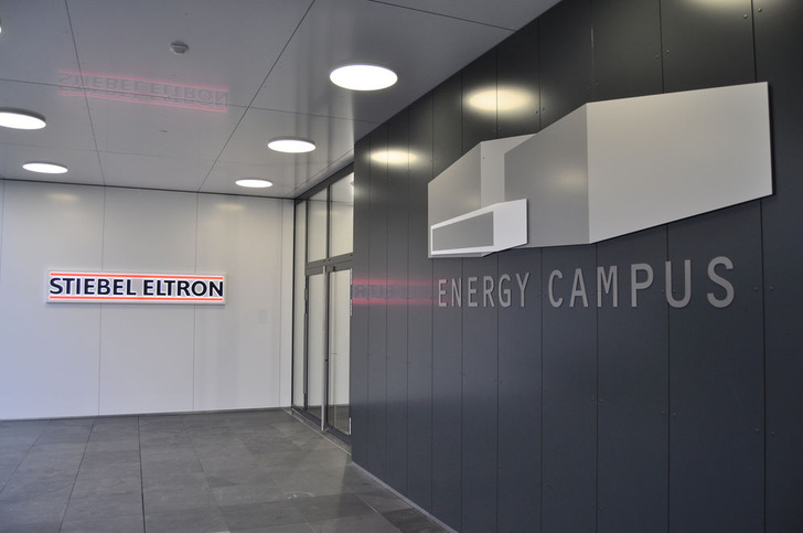 ...Eingangsbereich und... - Stiebel Eltron - © Stiebel Eltron
