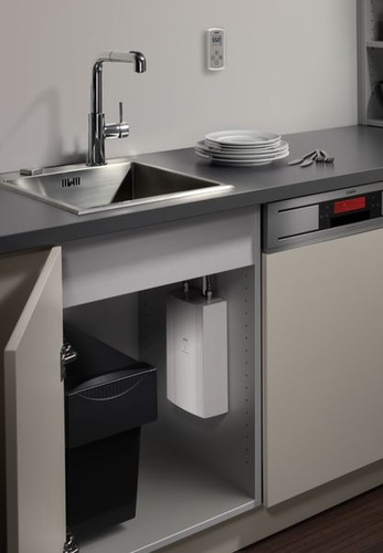 DDLE Kompakt 11/13: Mit Geräteabmessungen von 29 × 17 × 8,5 cm speziell für die Anforderungen in Küchen konzipiert. - AEG Haustechnik