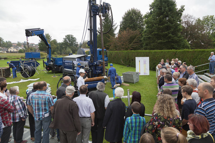 Besonders großes Interesse fand die Live-Vorführung einer Erdsondenbohrung durch die Weishaupt-Tochterfirma BauGrund Süd. - Weishaupt